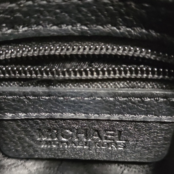 Michael Kors Black Pebble Leather Crossbody Bag - Picture 6 of 7